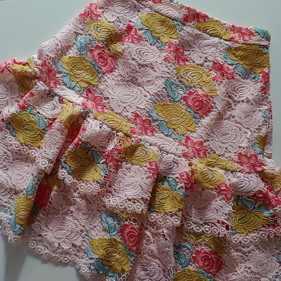 Anthropologie Gardenia Tiered Mini Skirt - Picture 2 of 8